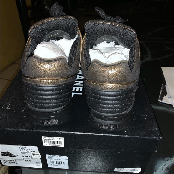 100% Authentic Gold Foiled Chanel Women Sneakers - Picture 4 of 6